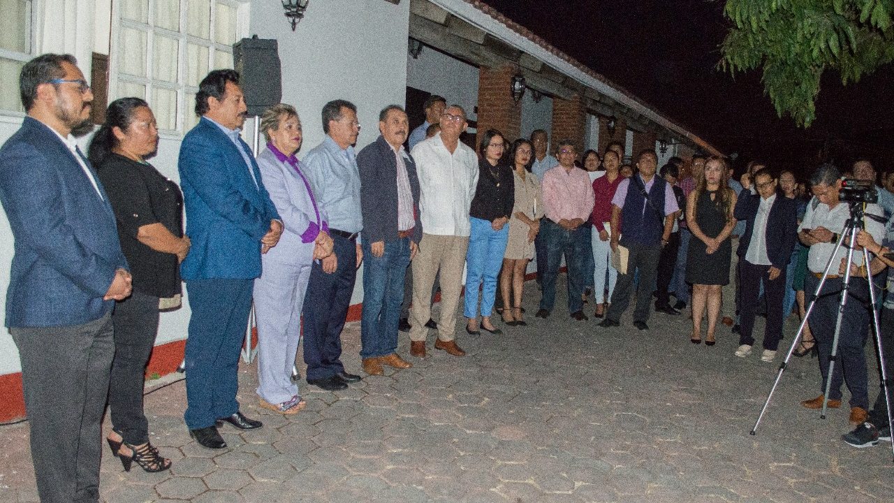 ENTREGAN DIPUTADOS LOCALES AL IEPEN NUEVO EQUIPO DE CÓMPUTO Y ALUMBRADO DEL EDIFICIO