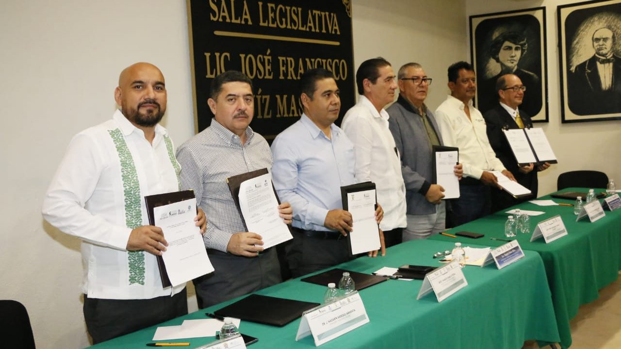 FIRMA DE CONVENIO ENTRE INSTITUCIONES