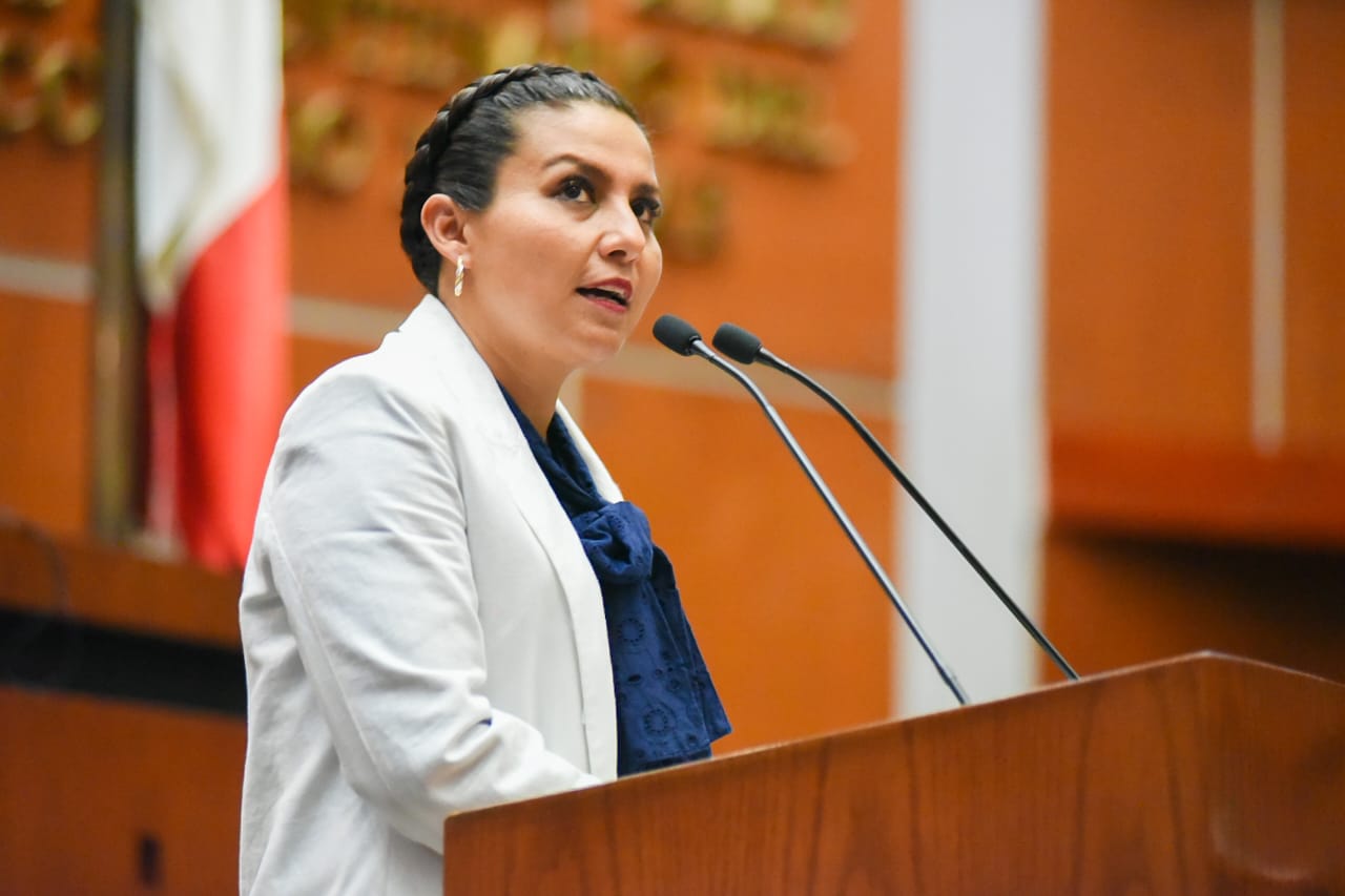 PROPONE DIPUTADA ELIMINAR RESTRICCIÓN POR ESTADO CIVIL PARA CELEBRAR CONTRATOS