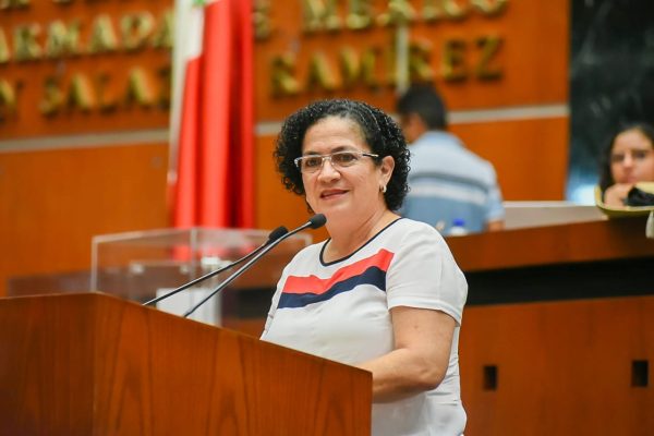 PLANTEA DIPUTADA QUE SECRETARÍAS DE EDUCACIÓN IMPLEMENTEN ACCIONES PARA MEJORAR LA CALIDAD Y REDUCIR REZAGO EDUCATIVO EN GUERRERO
