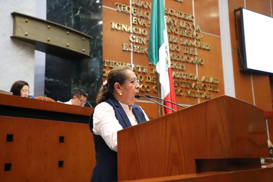 PROPONEN REFORMA CONTRA PROHIBICIÓN A AMAMANTAR EN ESPACIOS PÚBLICOS