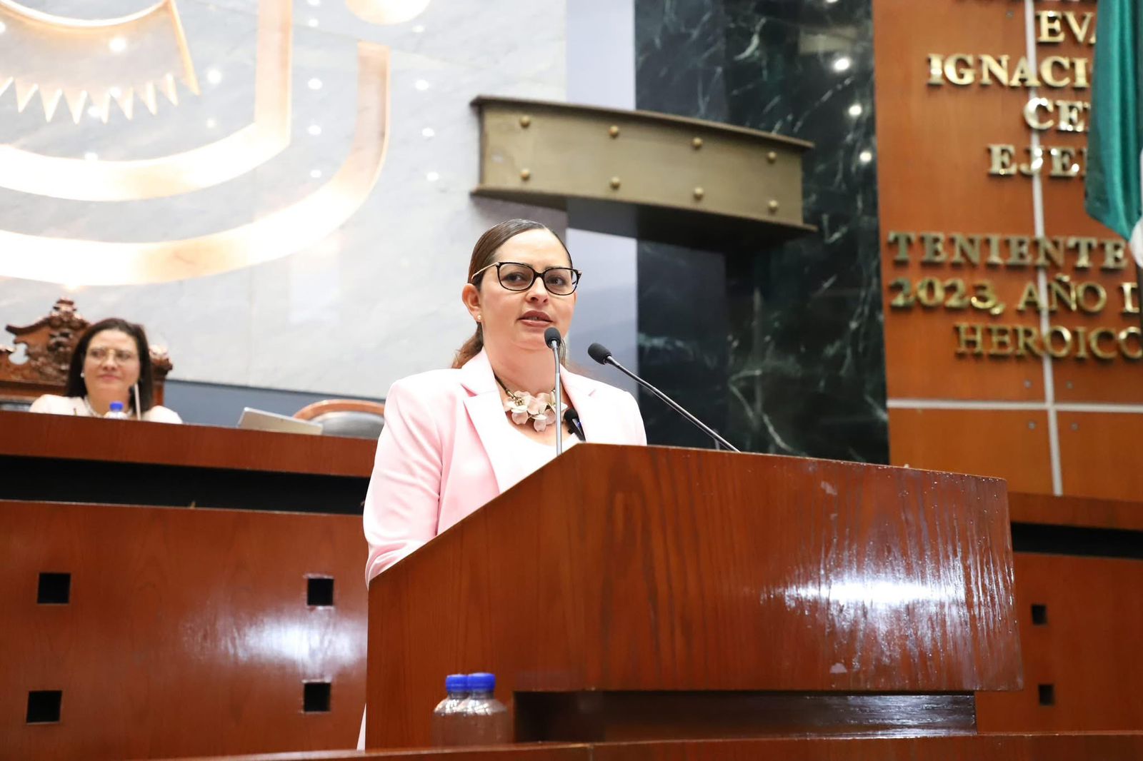 PROPONE DIPUTADA QUE AYUNTAMIENTOS ACTUALICEN BANDOS DE POLICÍA Y BUEN GOBIERNO EN PRIMEROS 30 DÍAS