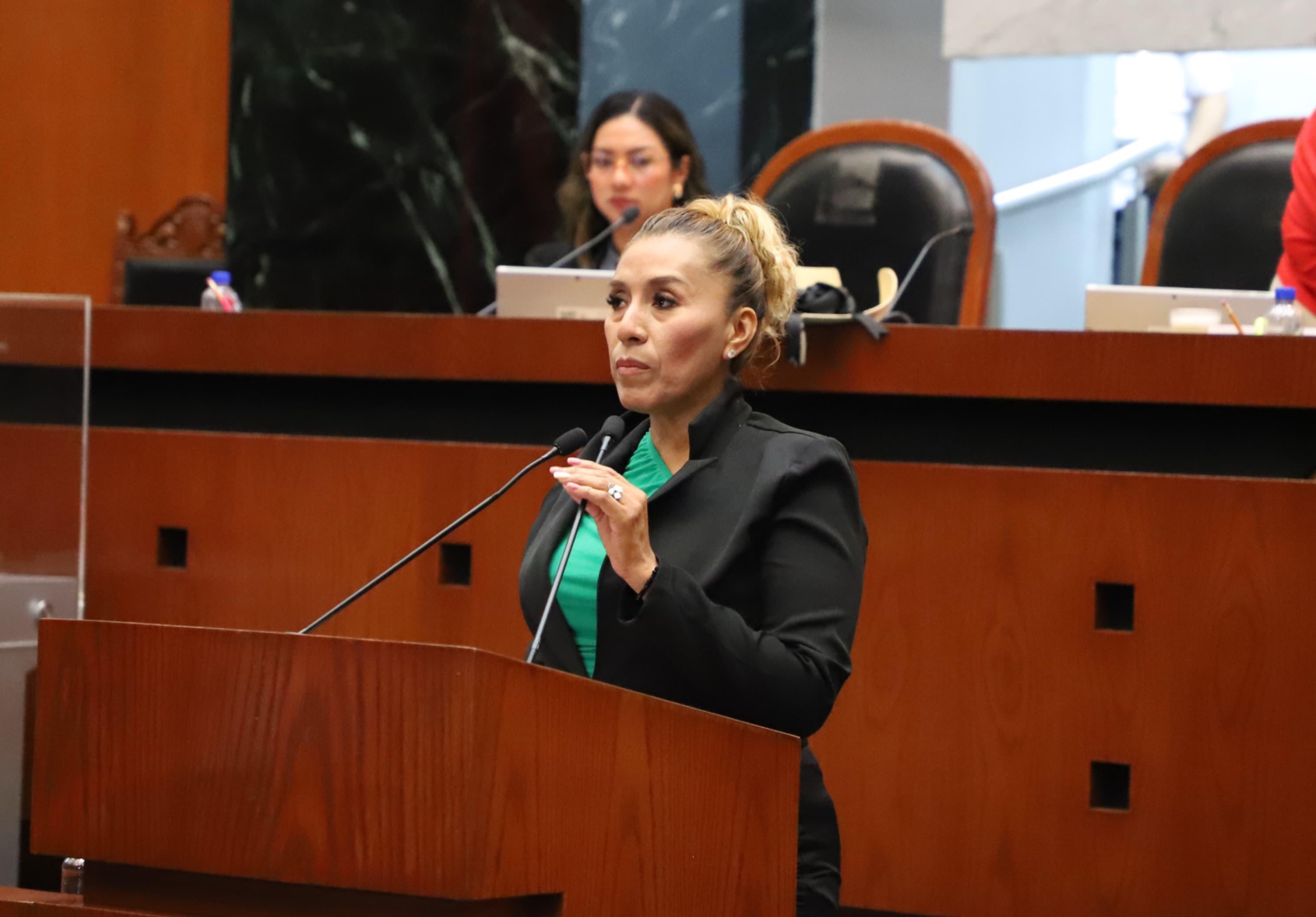 PROPONE DIPUTADA CREAR LEY GENERAL DE ENFERMERÍA PARA RECONOCER LEGALMENTE A PERSONAL DE SALUD