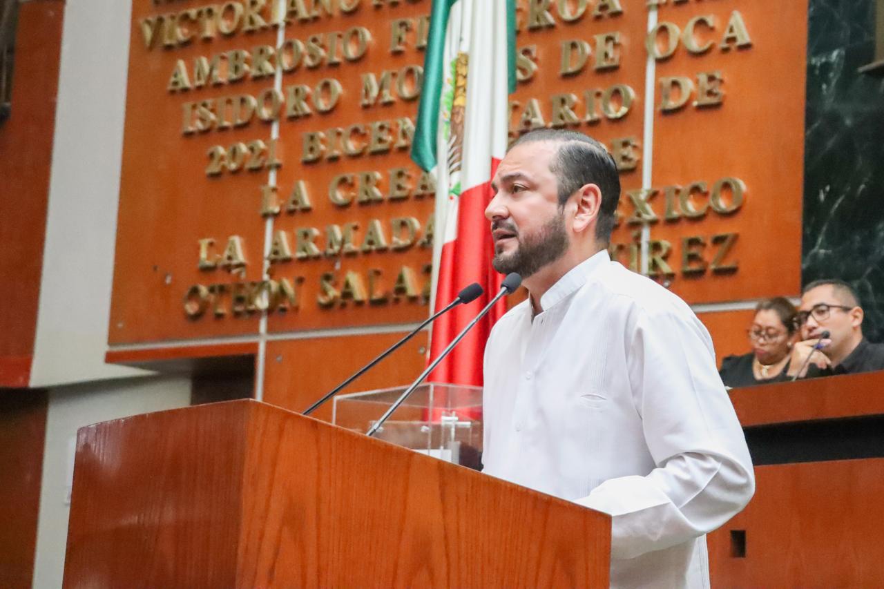 MANTIENE EL CONGRESO RUTA DE DIÁLOGO Y CONSENSO PARA DESAHOGAR TEMAS LEGISLATIVOS: URIÓSTEGUI
