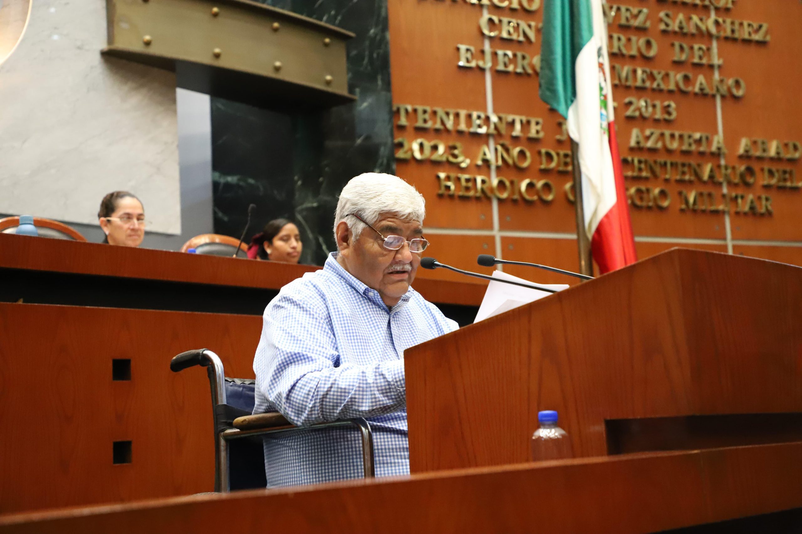 PROPONE DIPUTADO INSTALAR SEMÁFOROS PEATONALES Y SONOROS EN BENEFICIO DE PERSONAS CON DISCAPACIDAD VISUAL