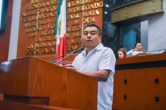 PROPONE DIPUTADO DAR FACULTAD A AYUNTAMIENTOS PARA REGULAR NOMBRES DE CALLES Y ESPACIOS PÚBLICOS
