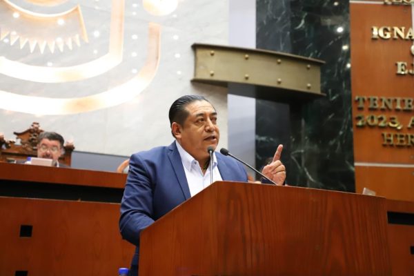 PRESENTA DIPUTADO JESÚS PARRA INICIATIVA PARA TIPIFICAR Y COMBATIR LA VIOLENCIA CONTRA PERSONAS ADULTAS MAYORES