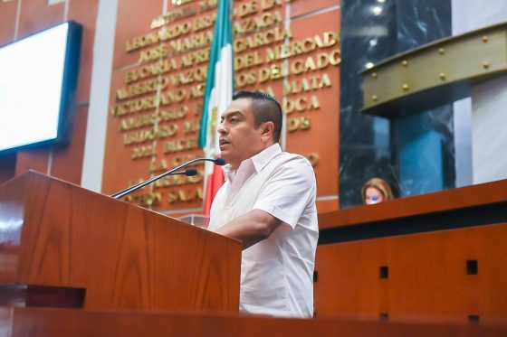 PROPONE DIPUTADO JHOBANNY JIMÉNEZ RETIRO DE ANUNCIOS QUE DESLINDA DE RESPONSABILIDAD A ESTACIONAMIENTOS