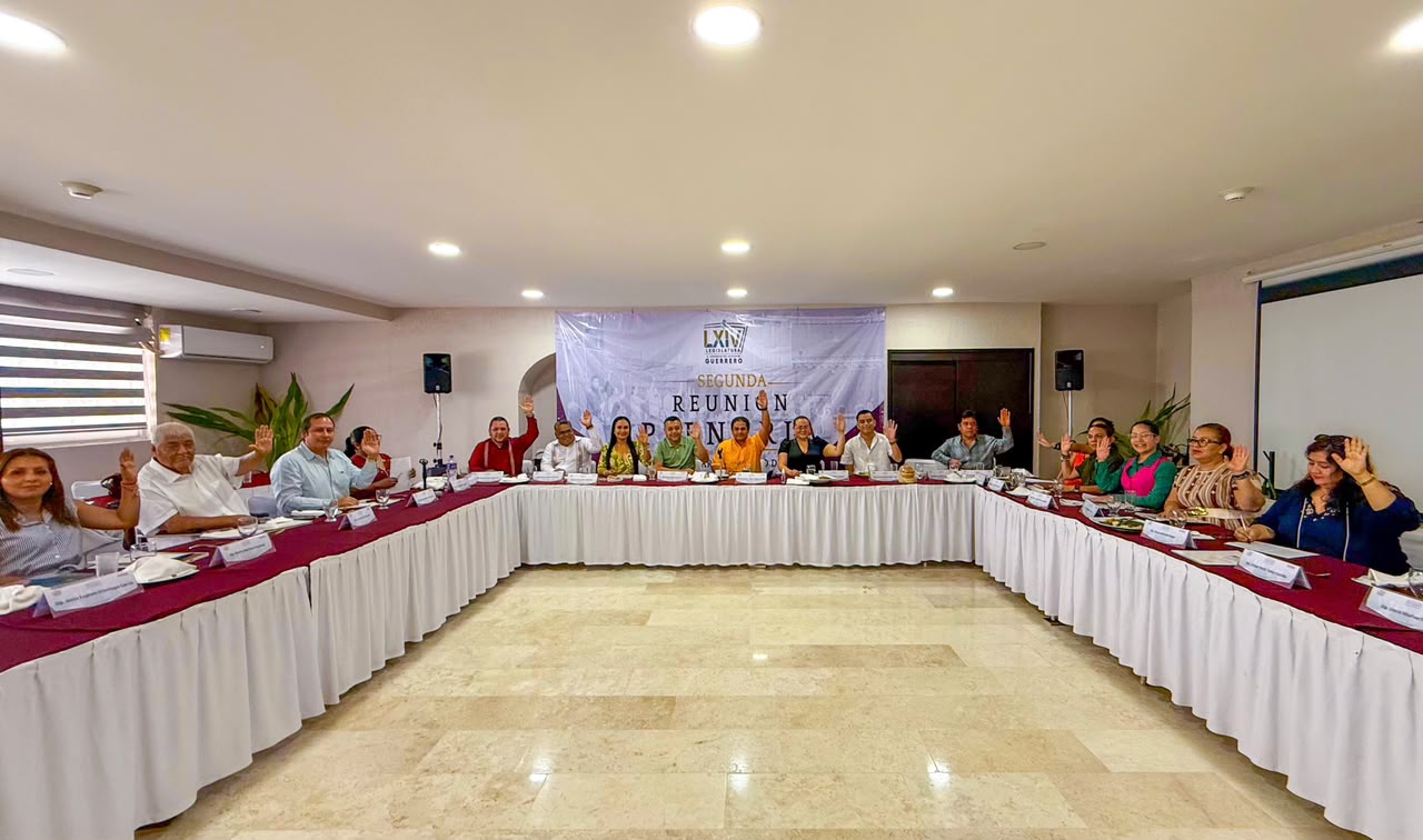 Destaca Joaquín Badillo diálogo y consenso en plenaria del Grupo Parlamentario de Morena