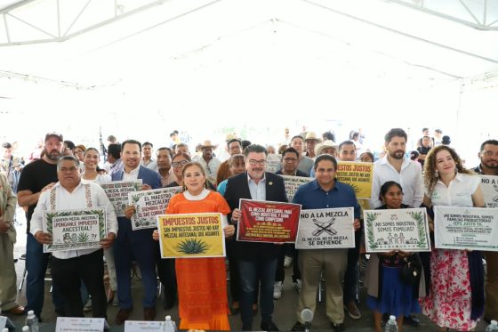 Realizan en el Congreso un foro sobre presupuesto y futuro del mezcal guerrerense