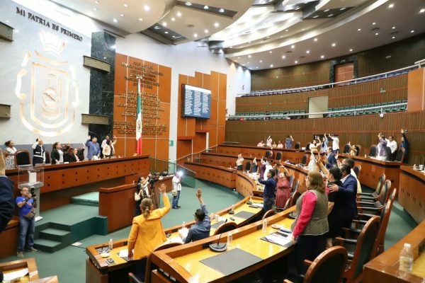 Designa el Congreso al artista Bernardo Rosendo Ponce como recipiendario de la Presea “Sentimientos de la Nación”