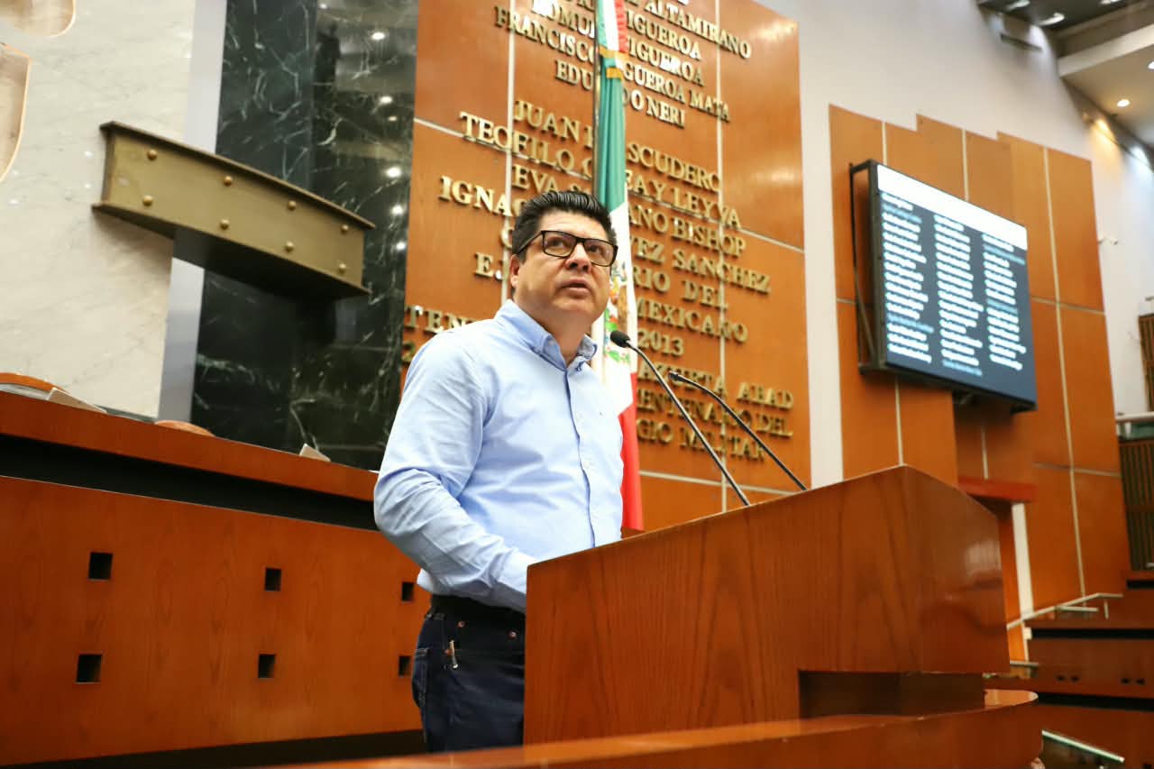 Analizan exhorto para declarar Los Diablos de Teloloapan como patrimonio cultural del estado