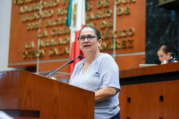 Analizan nueva Ley de Útiles Escolares, Calzado y Uniformes Gratuitos en Guerrero