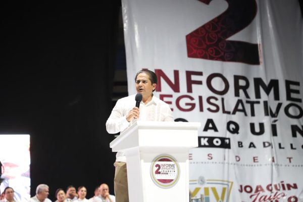 De frente al pueblo de Acapulco, rinde su Segundo Informe el diputado Joaquín Badillo